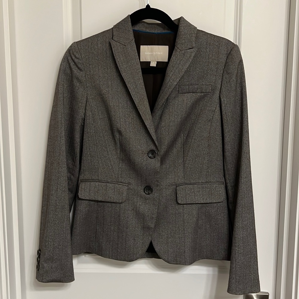 Banana Republic women’s blazer